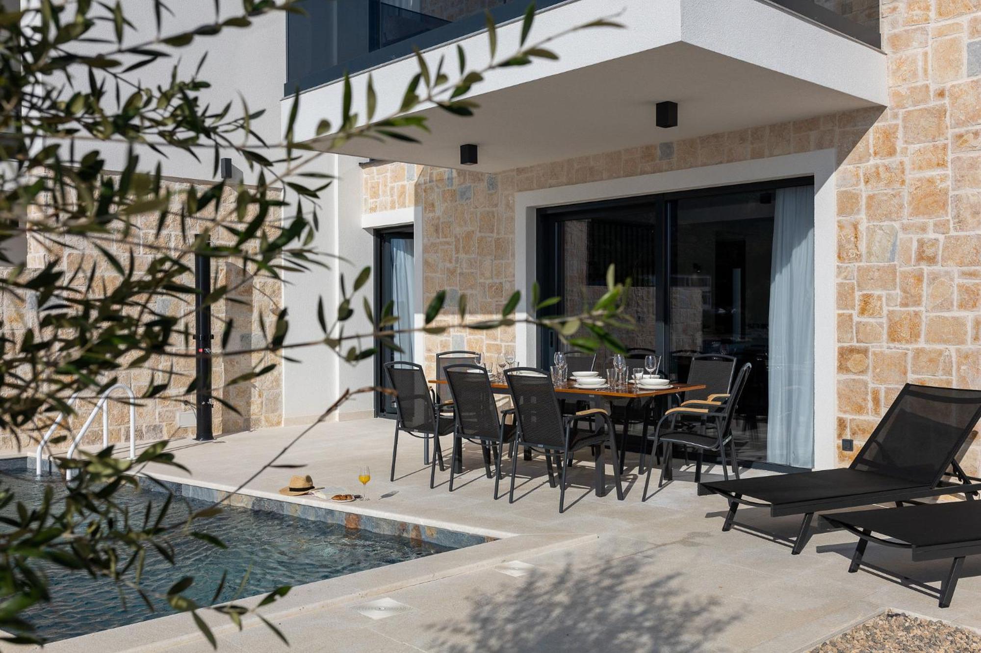 Villa Beachfront Escape Nevera *