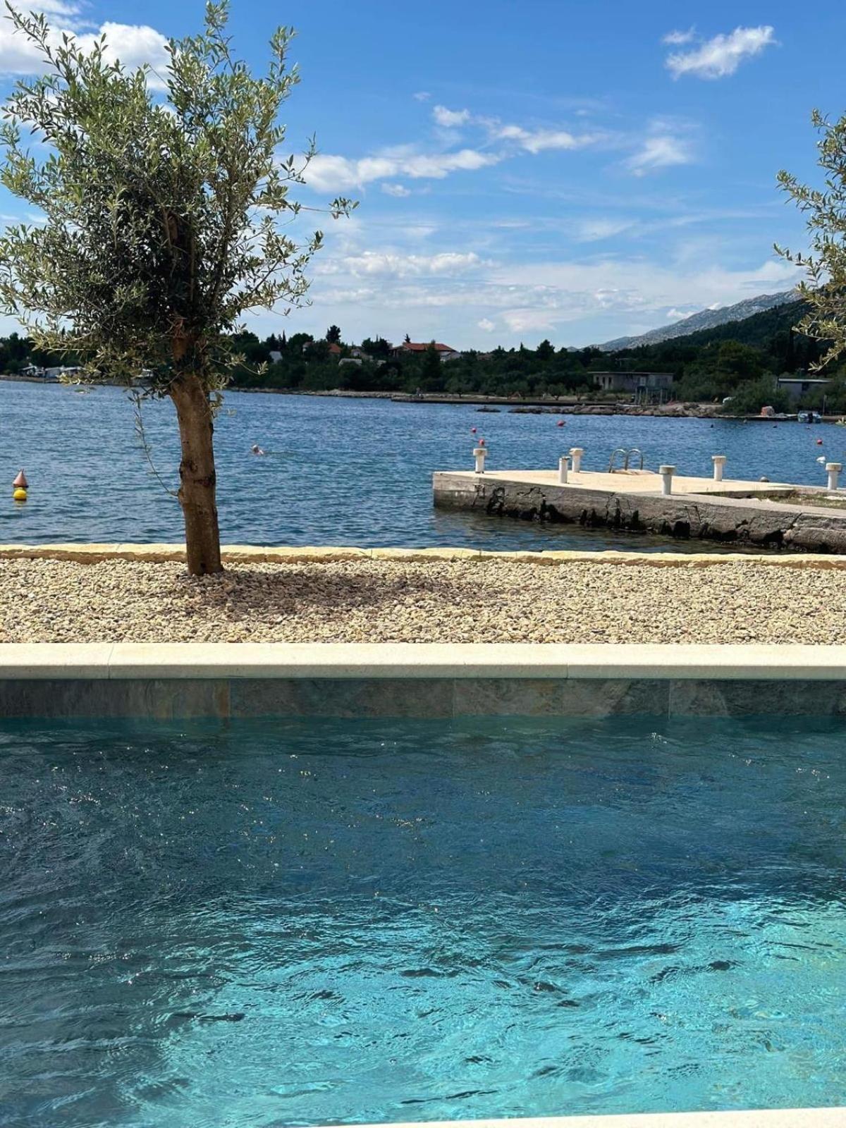 Beachfront Escape Nevera Seline