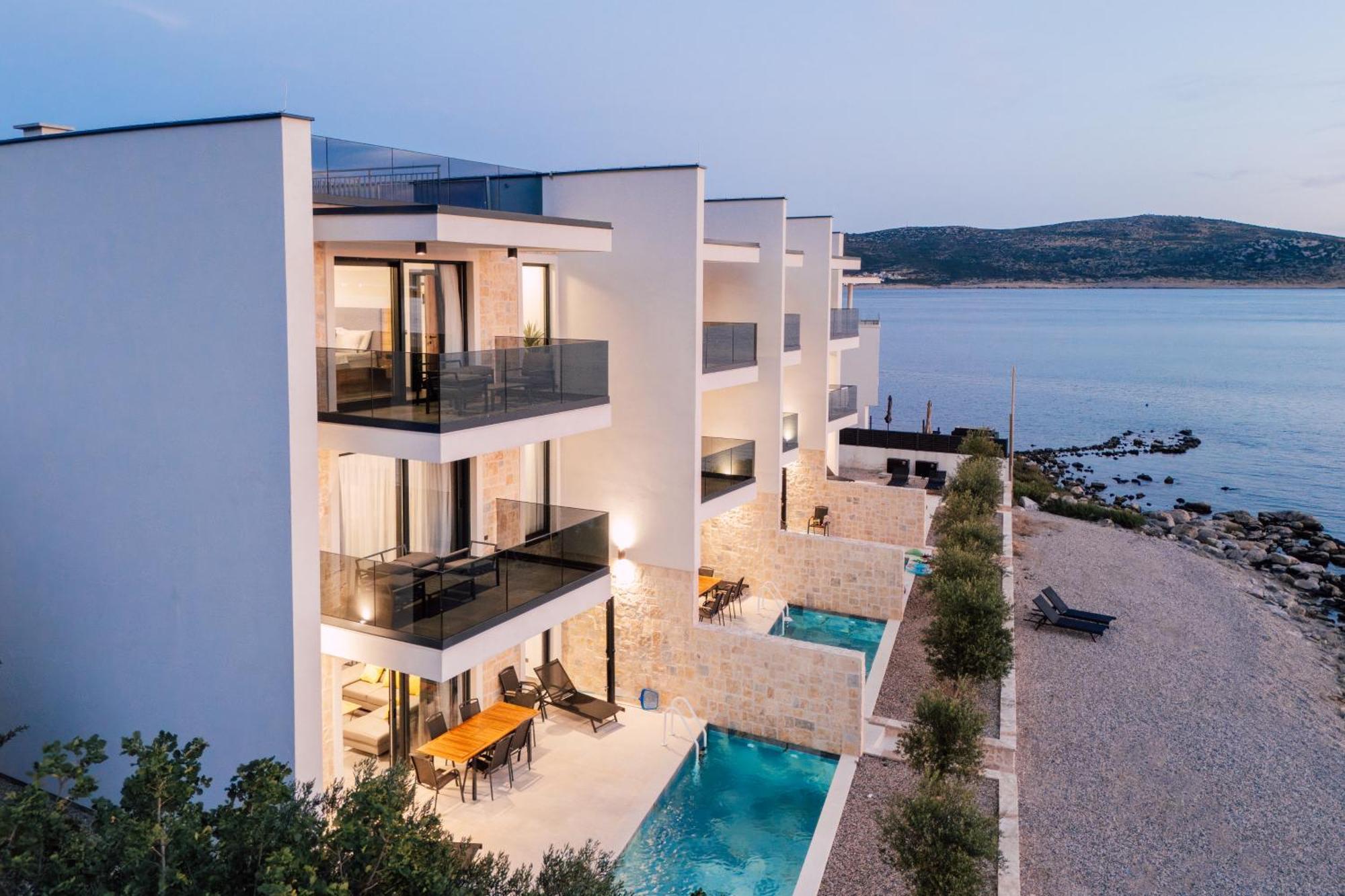 Villa Beachfront Escape Nevera