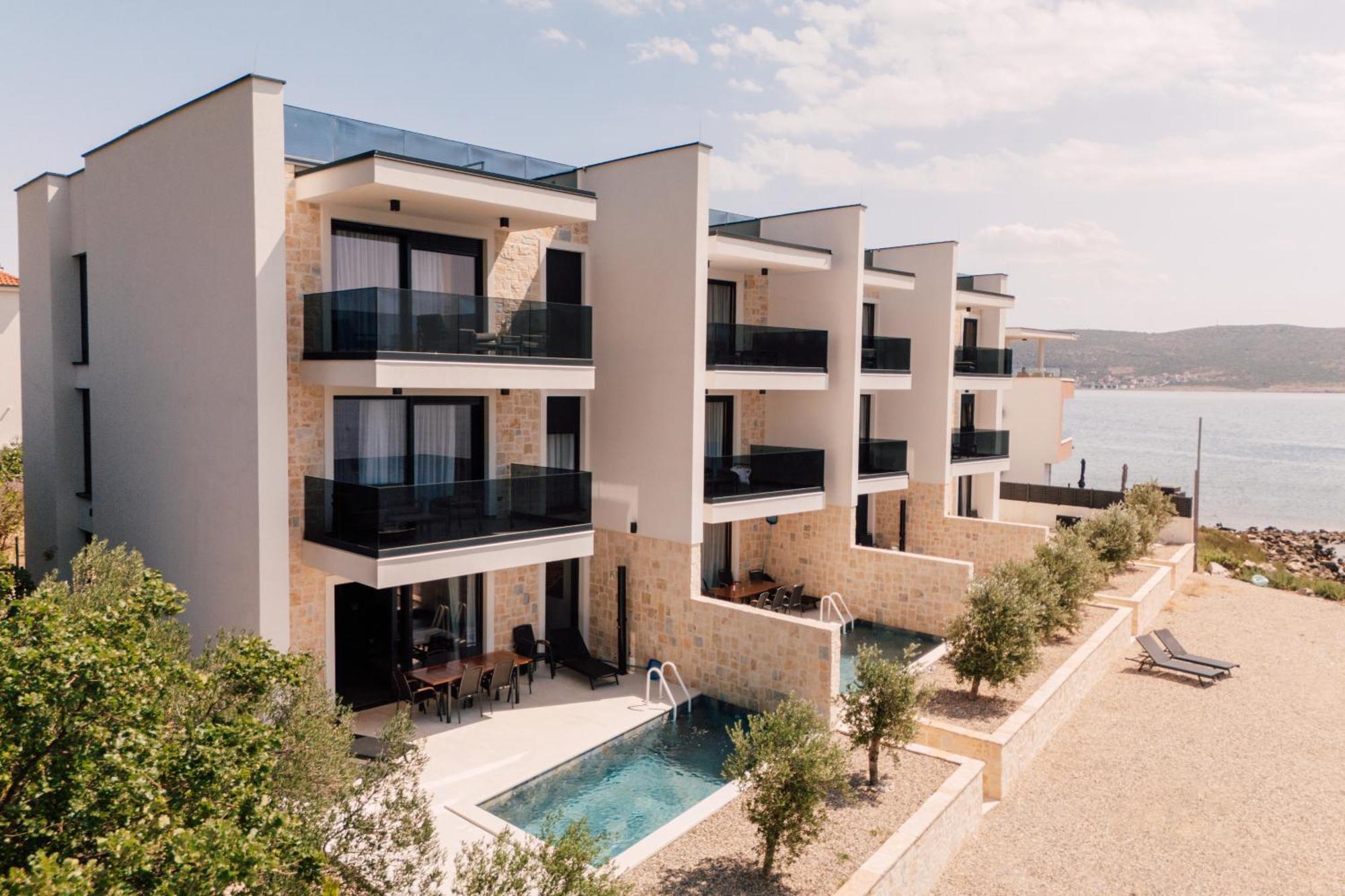 Beachfront Escape Nevera Seline